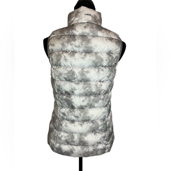 NWOT EDDIE BAUER CIRRUSLITE DOWN PUFFER VEST IN WHITE & GRAY WOMENS SIZE SMALL - Picture 8 of 9